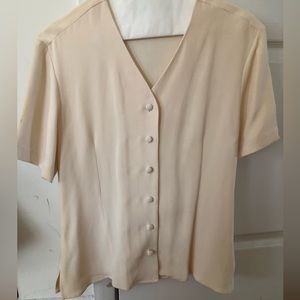 Classique Entier cream blouse size 4 in good condition